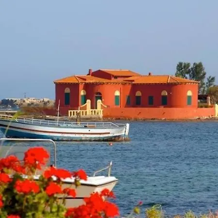 - Marzamemi Bed & Breakfast Pachino