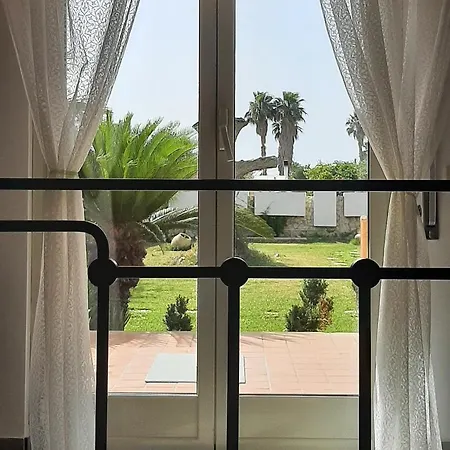 - Marzamemi 住宿加早餐酒店 帕基诺